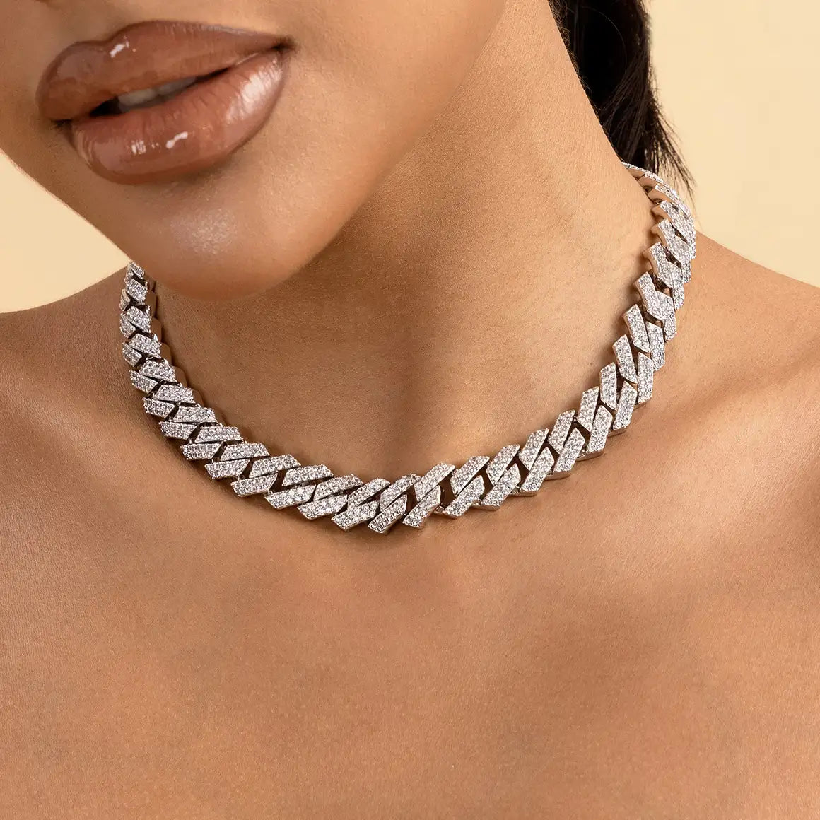 Women's Round Cut Prong Cuban Link Chain - 12mm