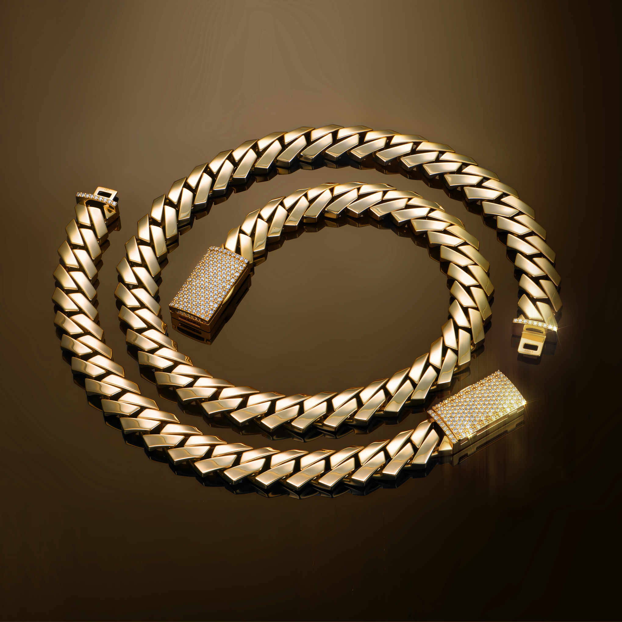 Women's Plain Gold Prong Cuban Link Chain - 8mm