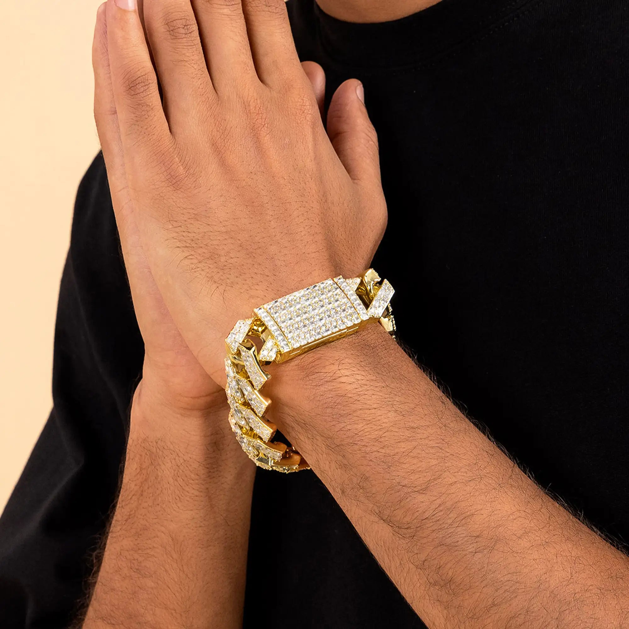 Emerald Cut Prong Cuban Link Bracelet - 19mm