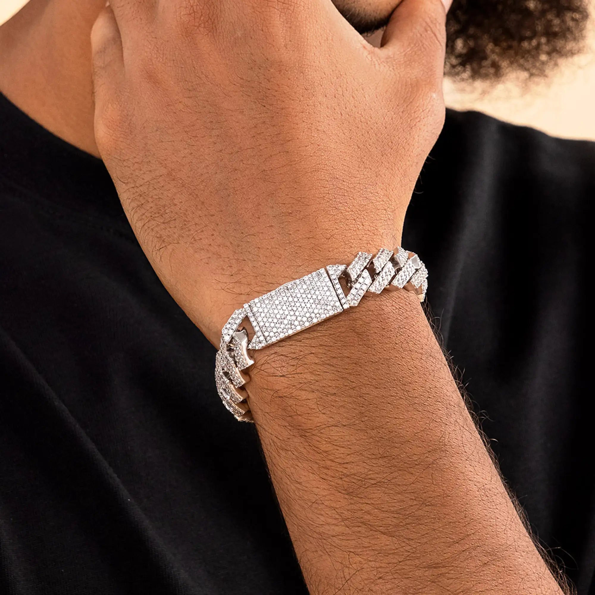 Moissanite Round Cut Prong Cuban Link Bracelet - 10mm