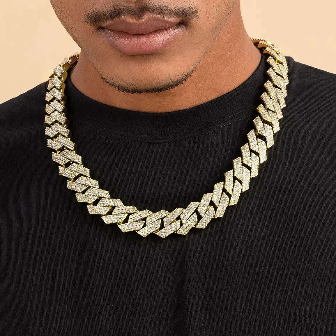 Moissanite Round Cut Prong Cuban Link Chain - 19mm