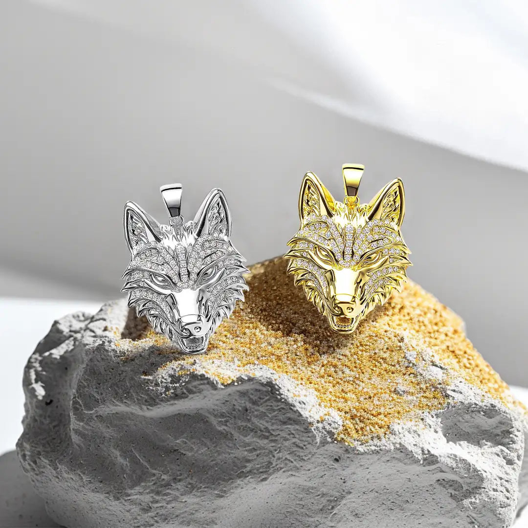 Fierce Wolf Pendant - Style 5