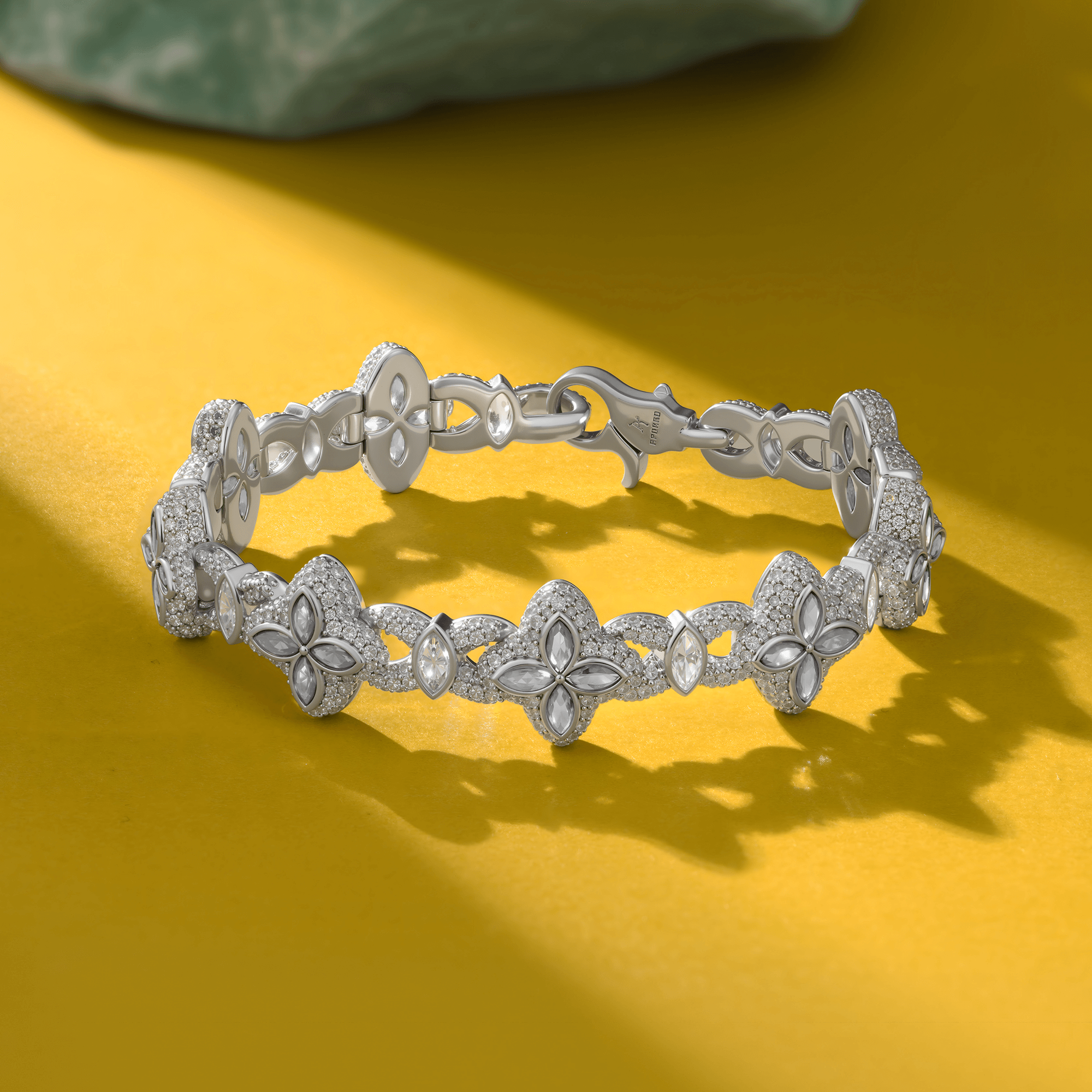 Iced Luminous Clover Bracelet - White Diamond