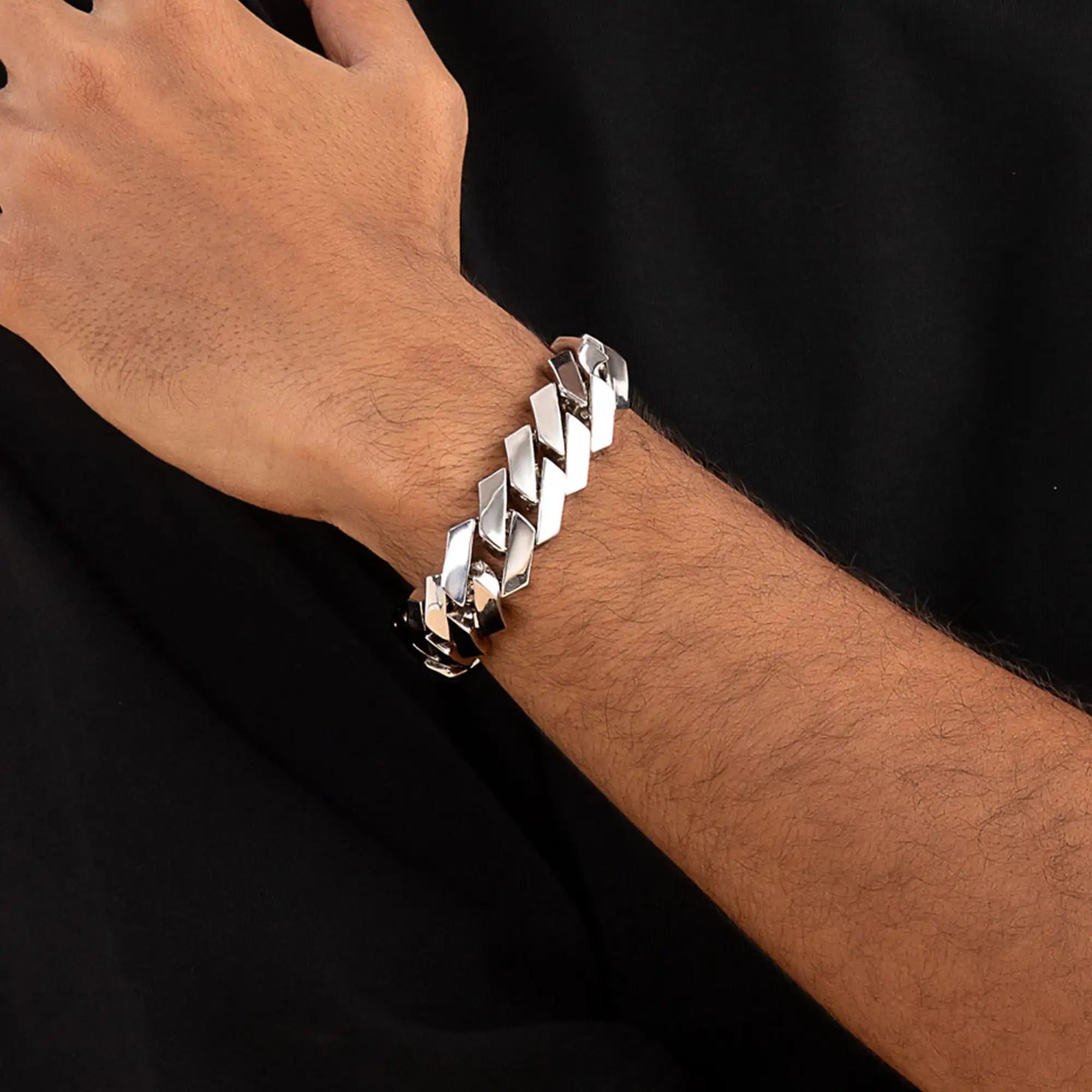 Plain Gold Prong Cuban Link Bracelet - 19mm