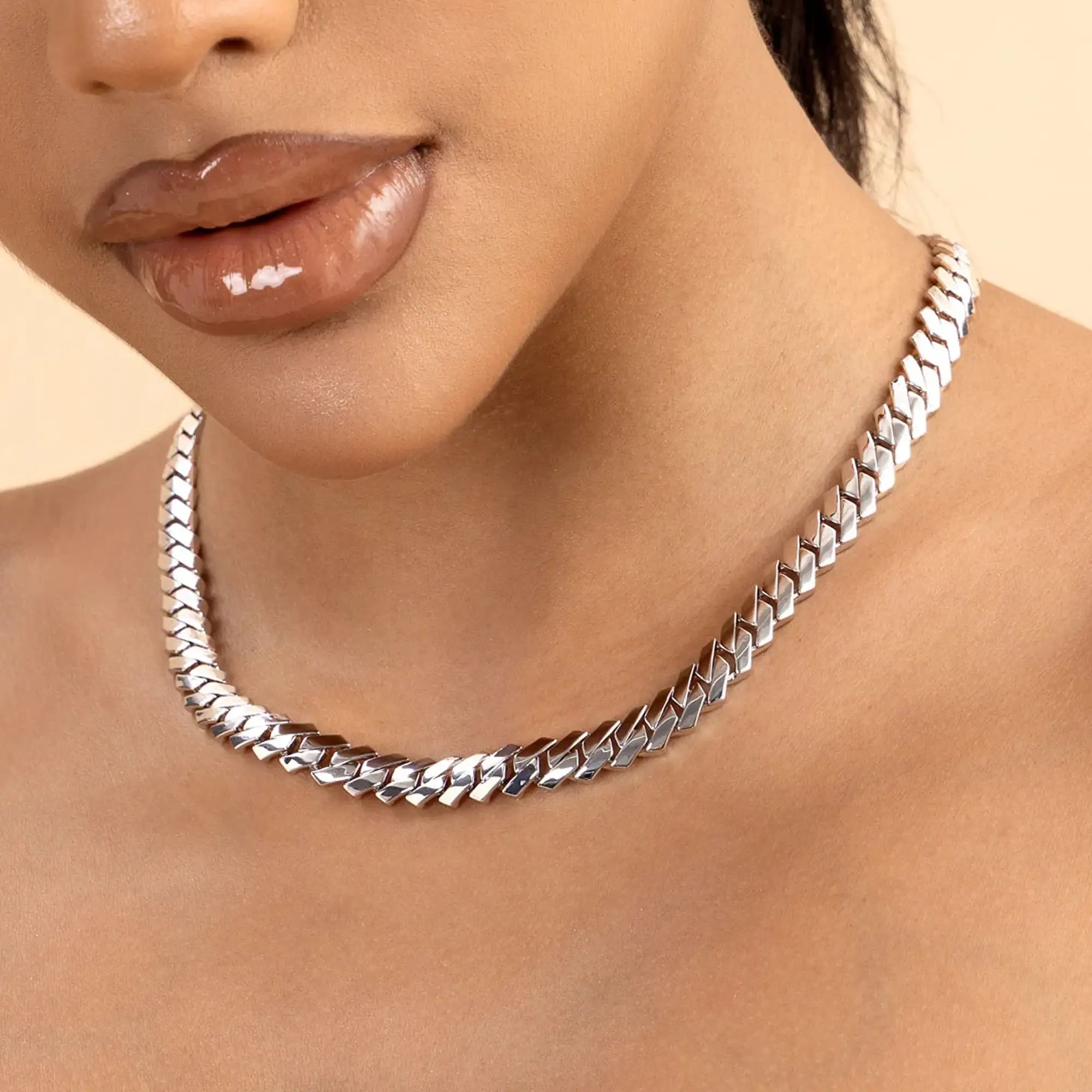 Plain Gold Moissanite Prong Cuban Link Chain - 8mm