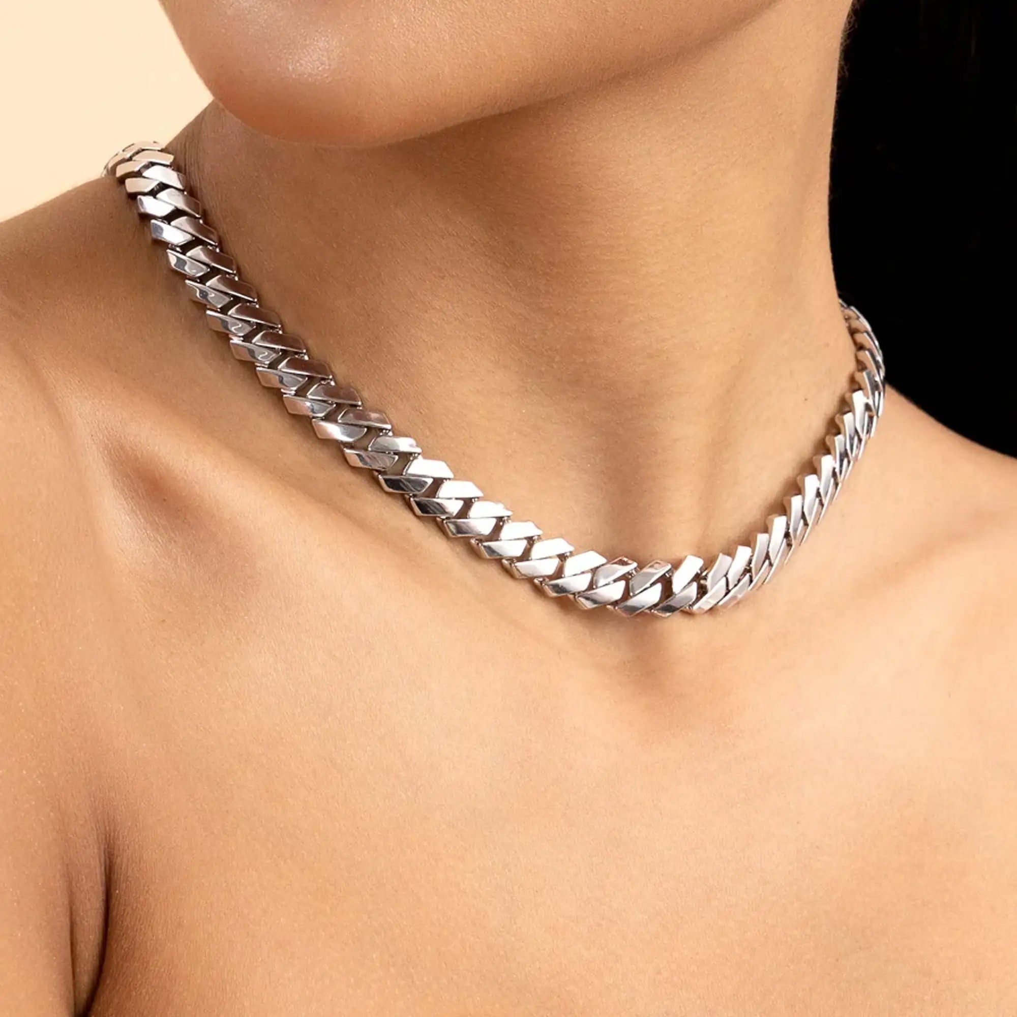 Moissanite Plain Gold Prong Cuban Link Chain - 10mm