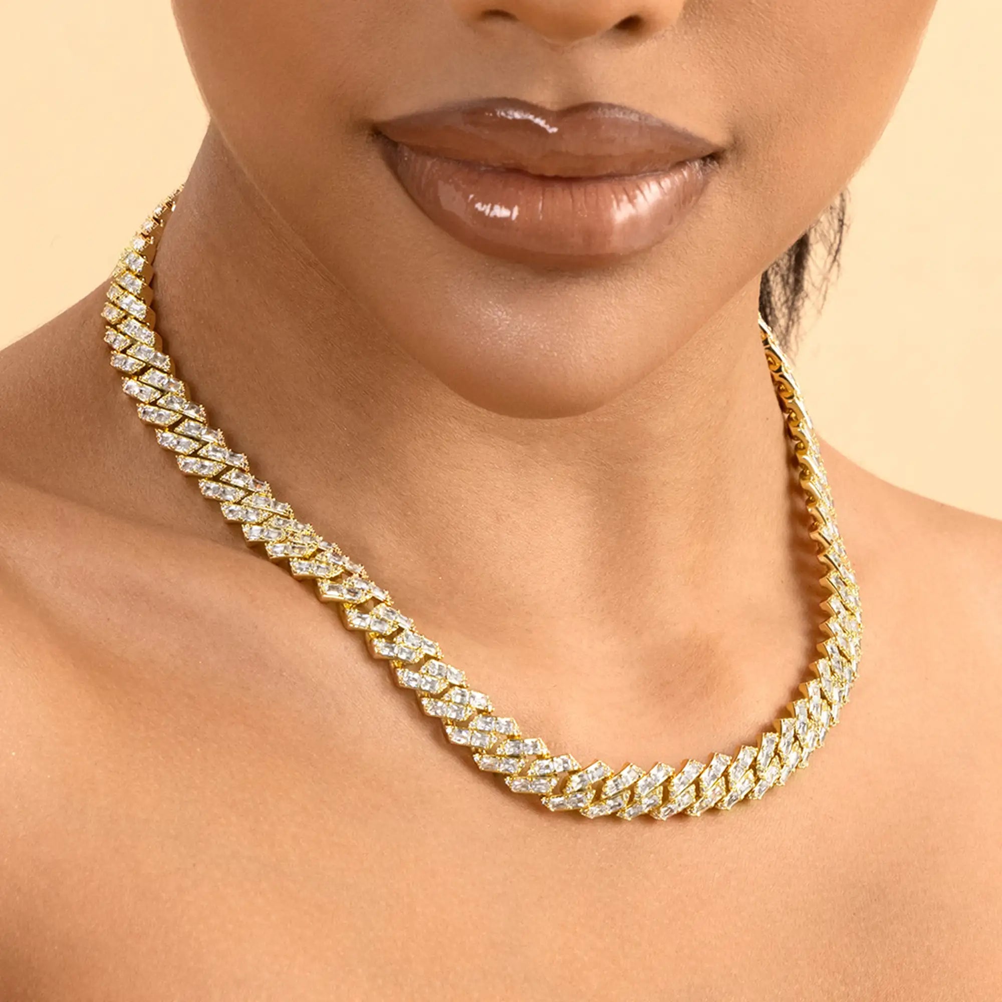 Women's Emerald Cut Prong Cuban Link Chain - 10mm