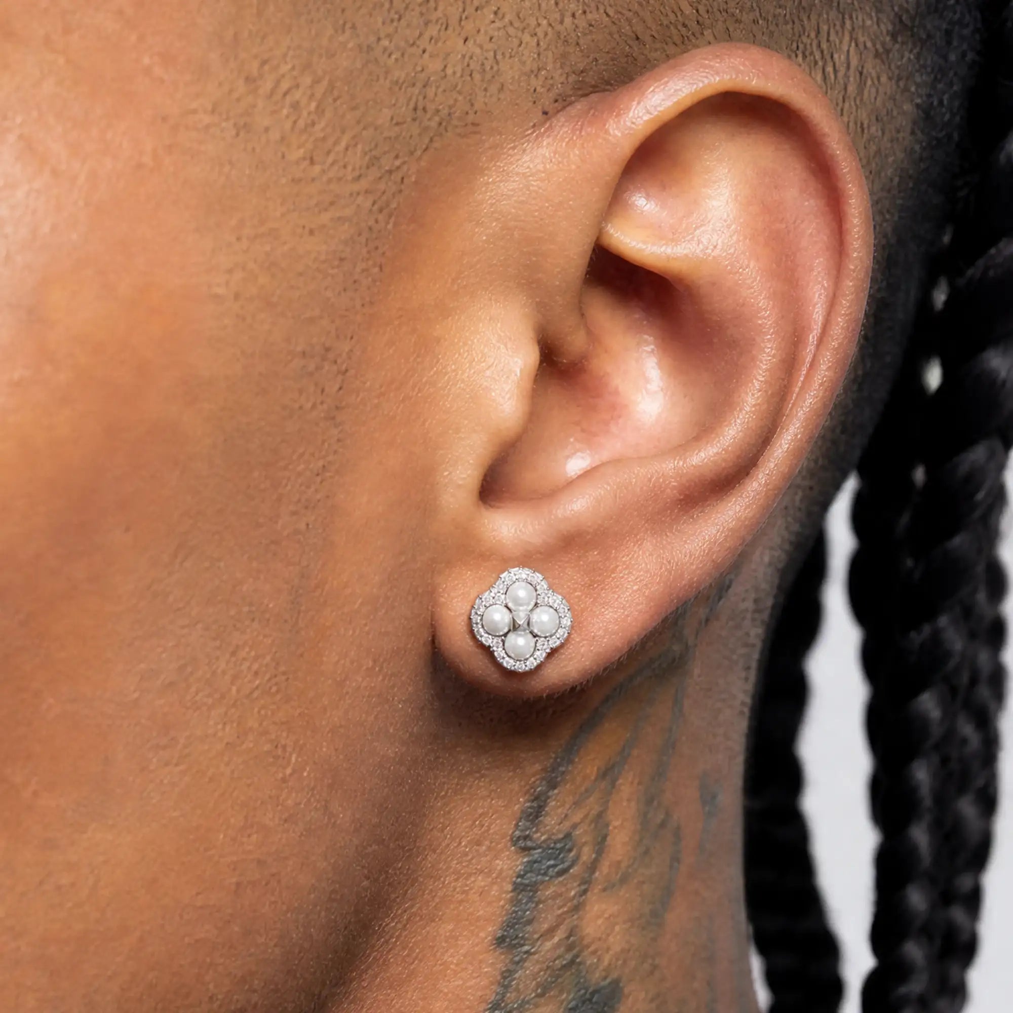 Starburst Pearl Stud Earring