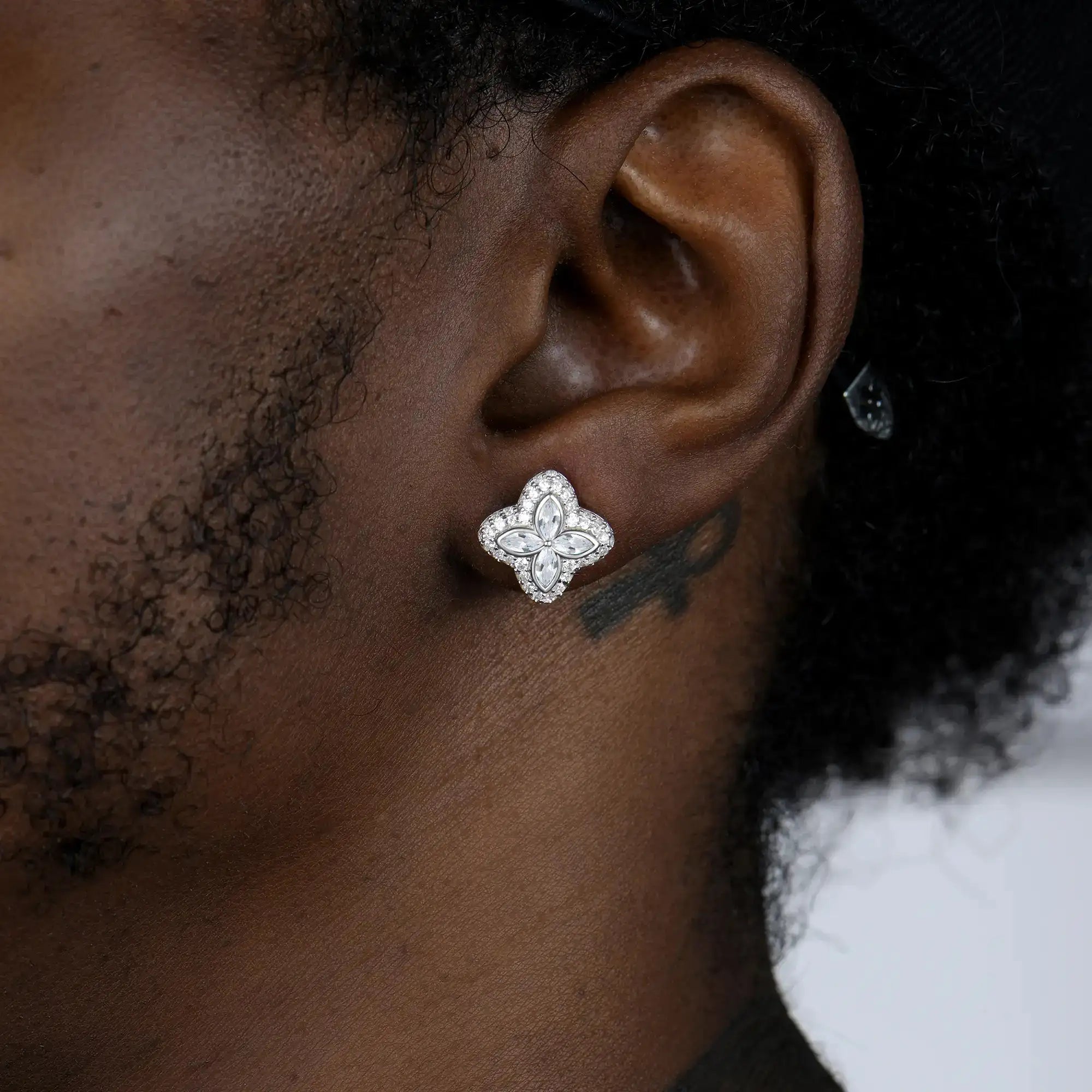 Moissanite Luminous Clover Earrings - White Diamond