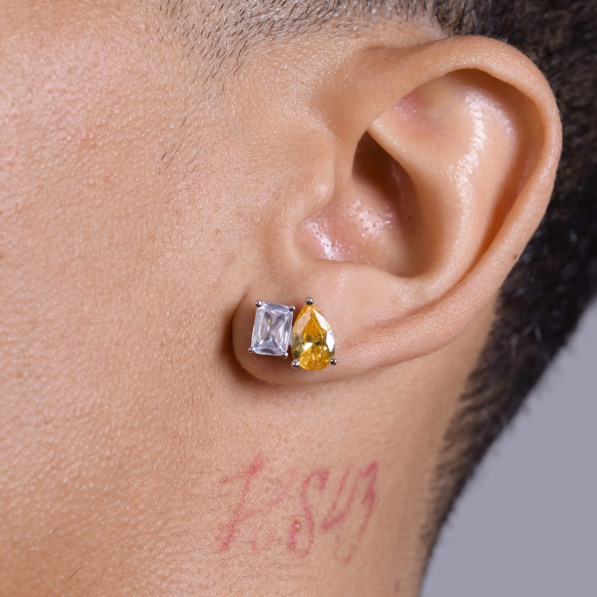 Moissanite S925 Toi et Moi Stud Earrings – Emerald & Pear