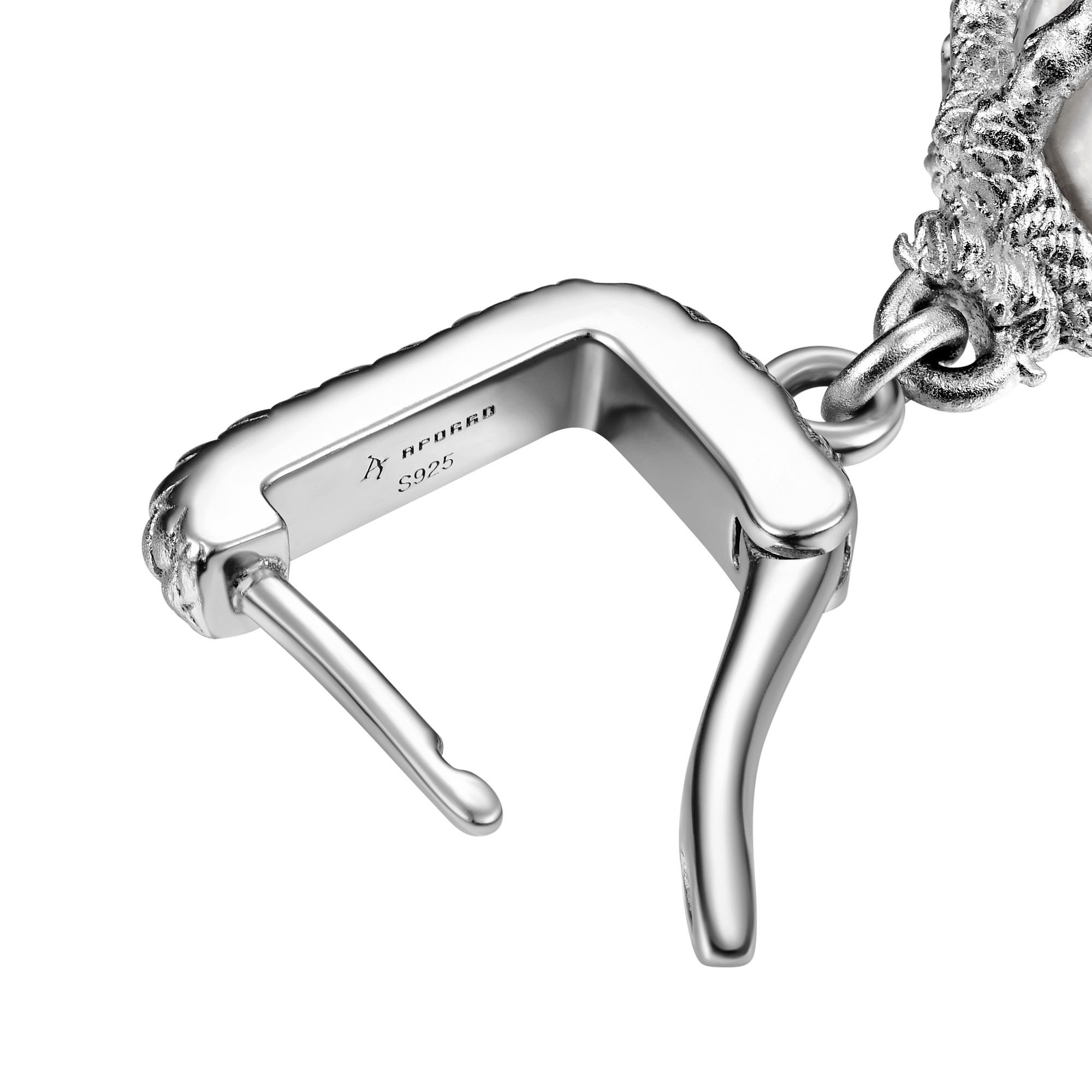 S925 WONG Dragon Claw Pearl Dangly Earring