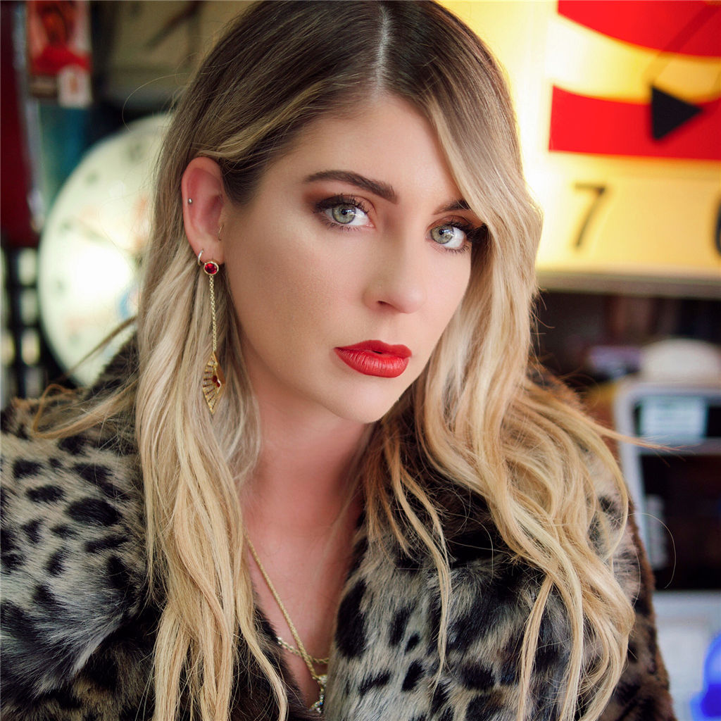 Red Iced Skull Earrings