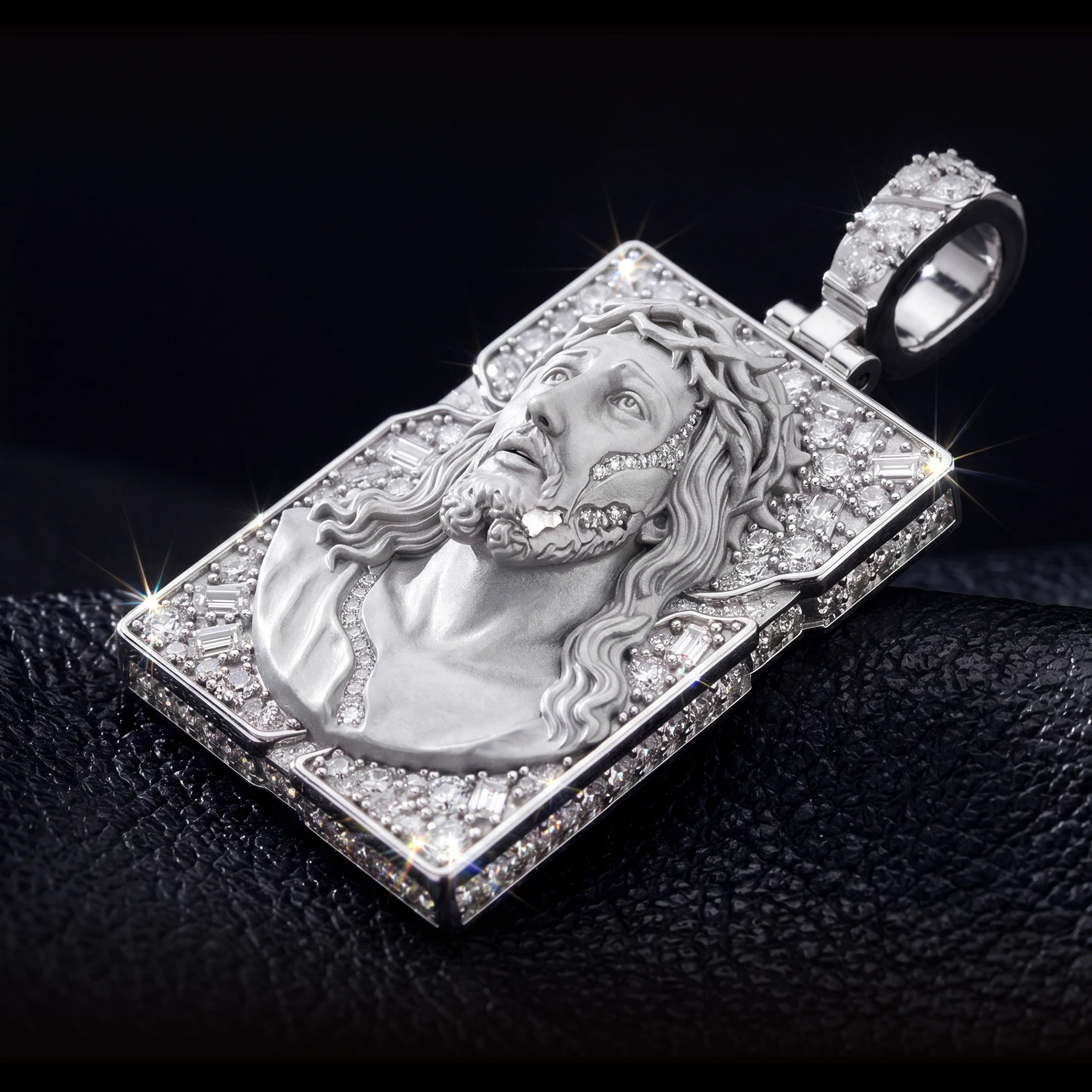 #Color_White Gold