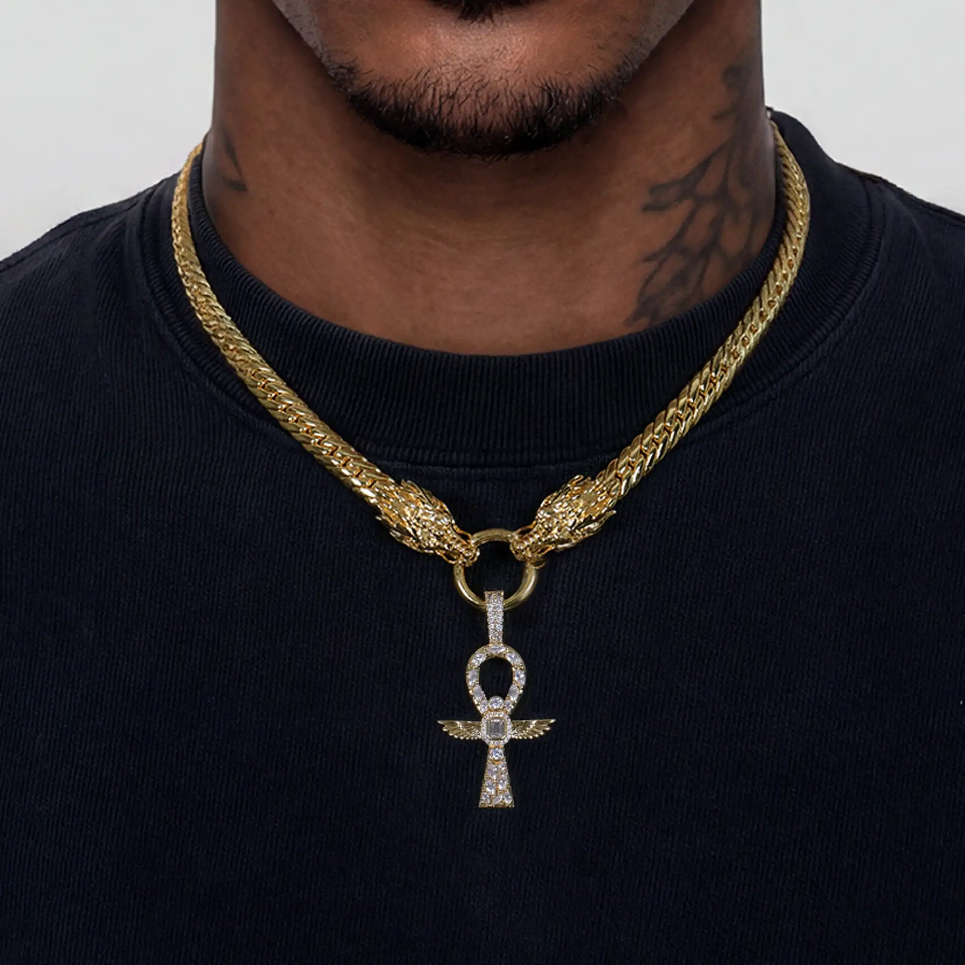 Cuban Chain & Pendant Set – Virgin Mary Dragon Necklace – APORRO Cuban Chain & Pendant Set – Virgin Mary Dragon Necklace – APORRO
