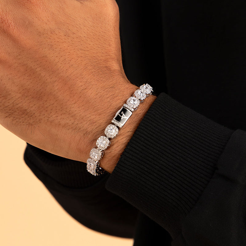 Cushion-Cut White Gold Clustered Tennis Bracelet - 7mm - APORRO