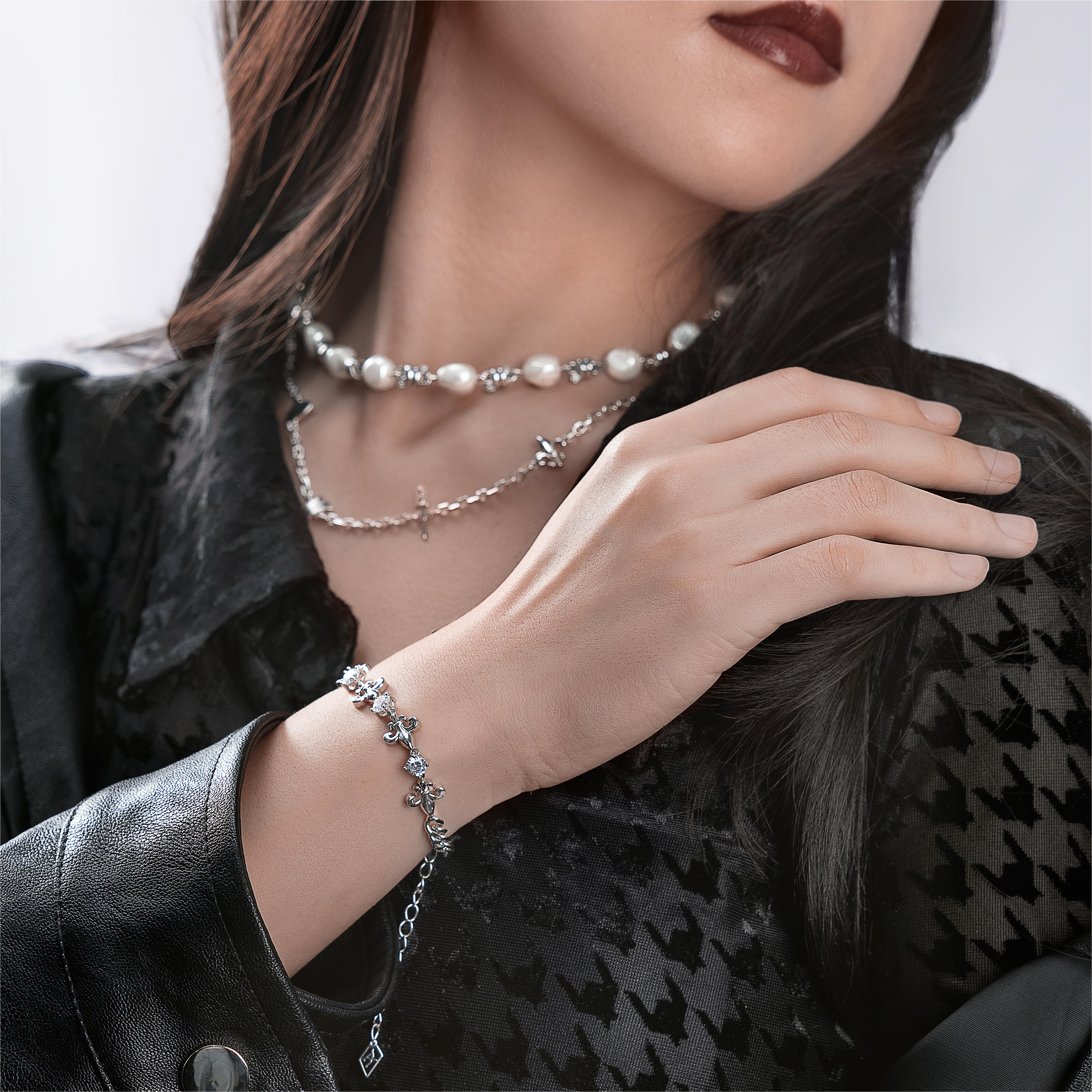 Fleur de lis Adjustable Cuban Bracelet - 4mm [Ship To The US Only]