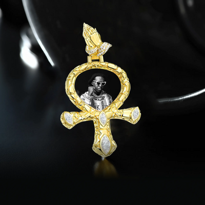 Custom Anka Photo Frame Pendant