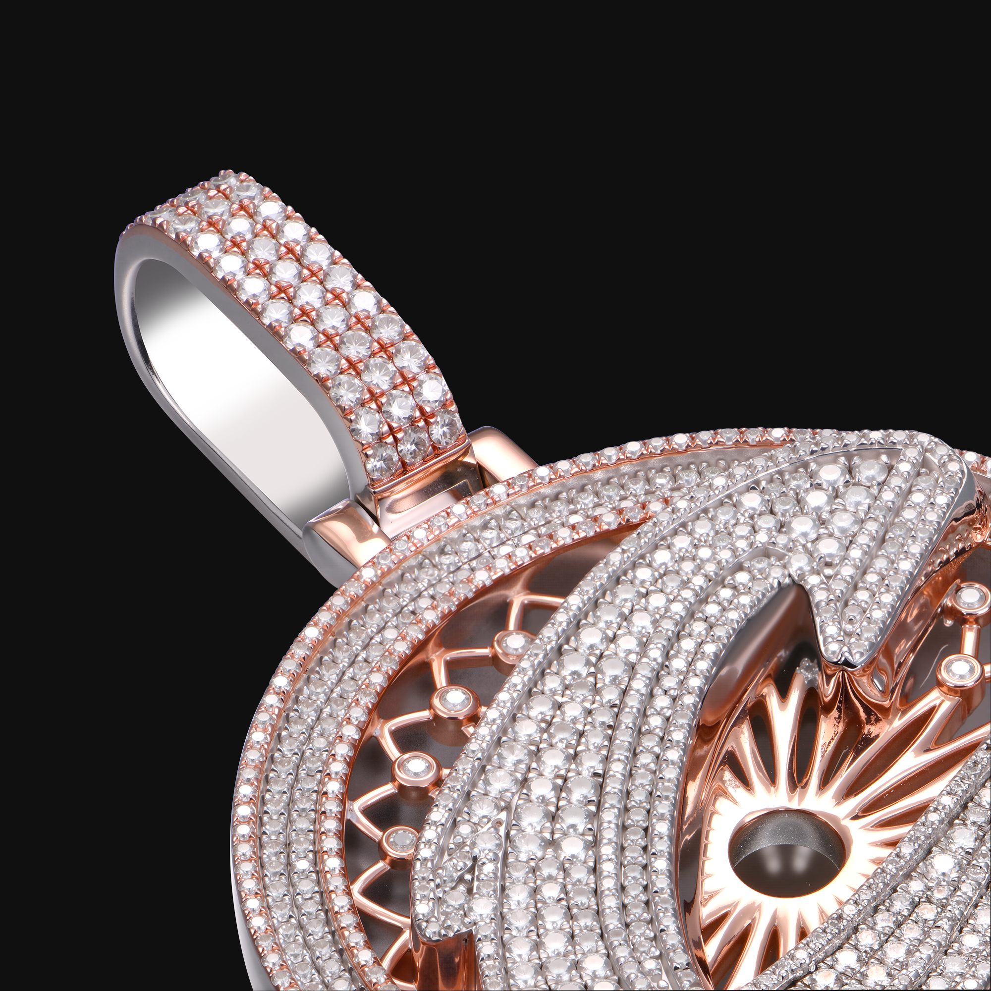 APORRO Premium Custom Fully Iced Out Catcher Pendant