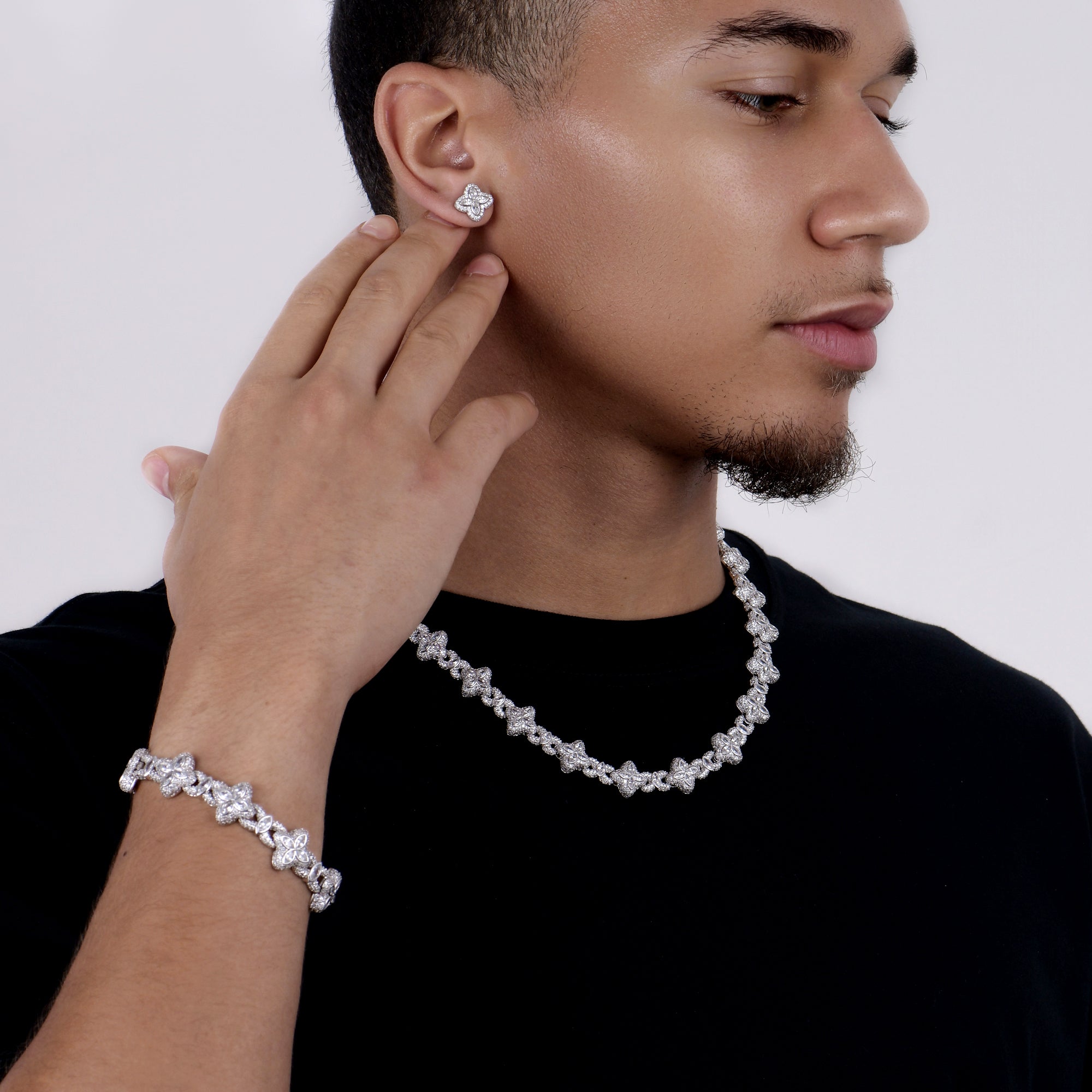 Iced Luminous Clover Bracelet & Earring Set  - White Diamond