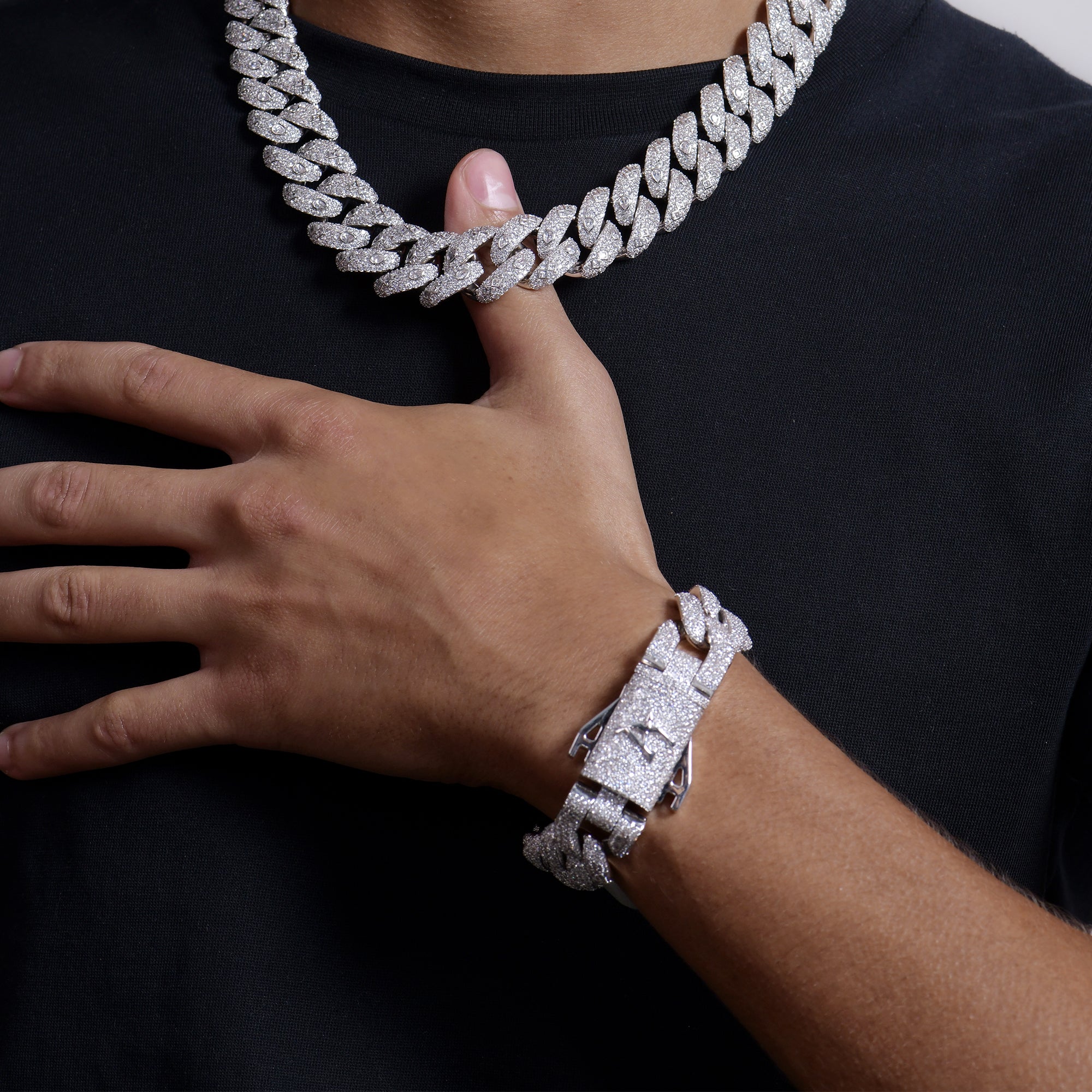 #Color_White Gold