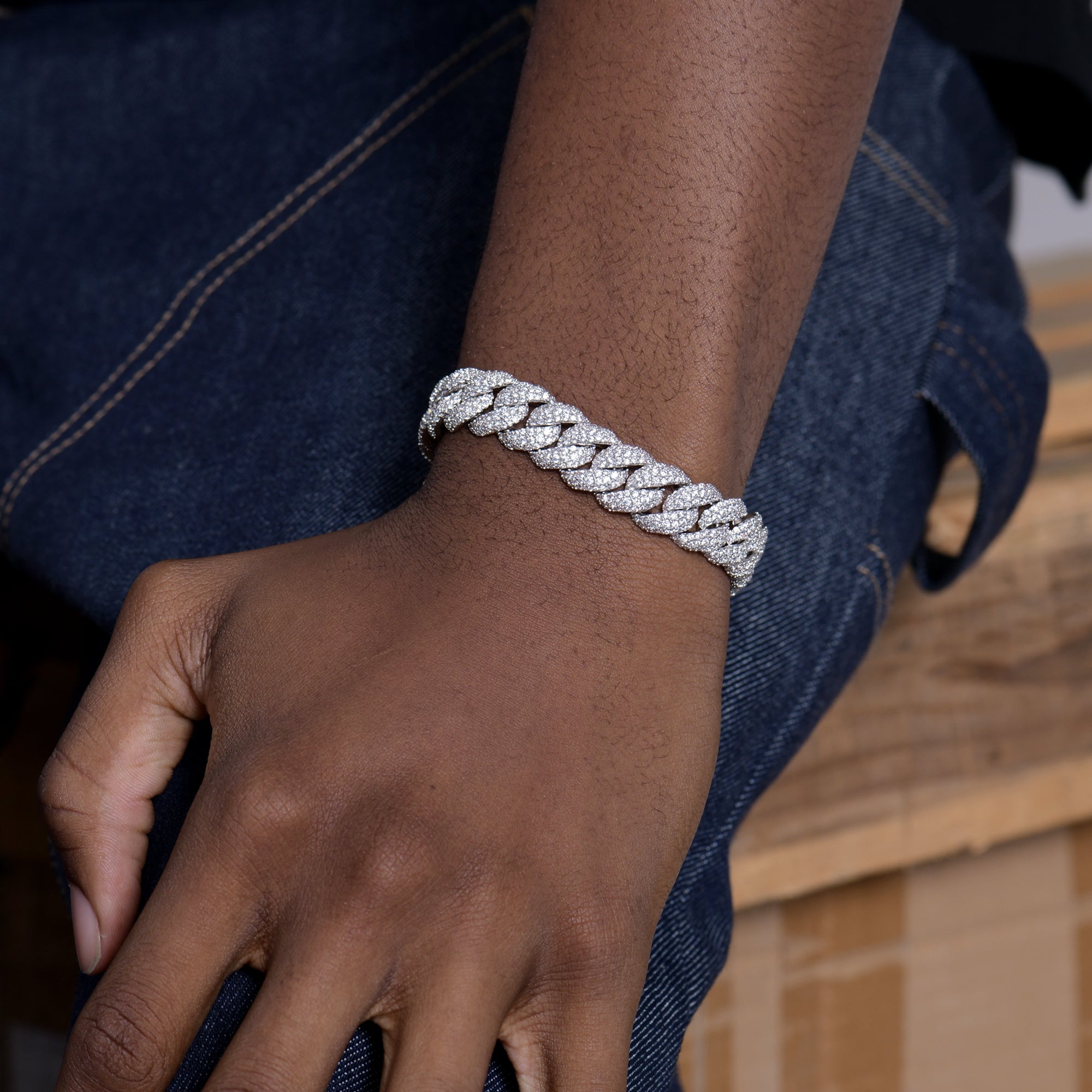 #Color_White Gold