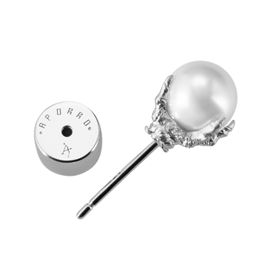 Single WONG Dragon Pearl Stud Earring