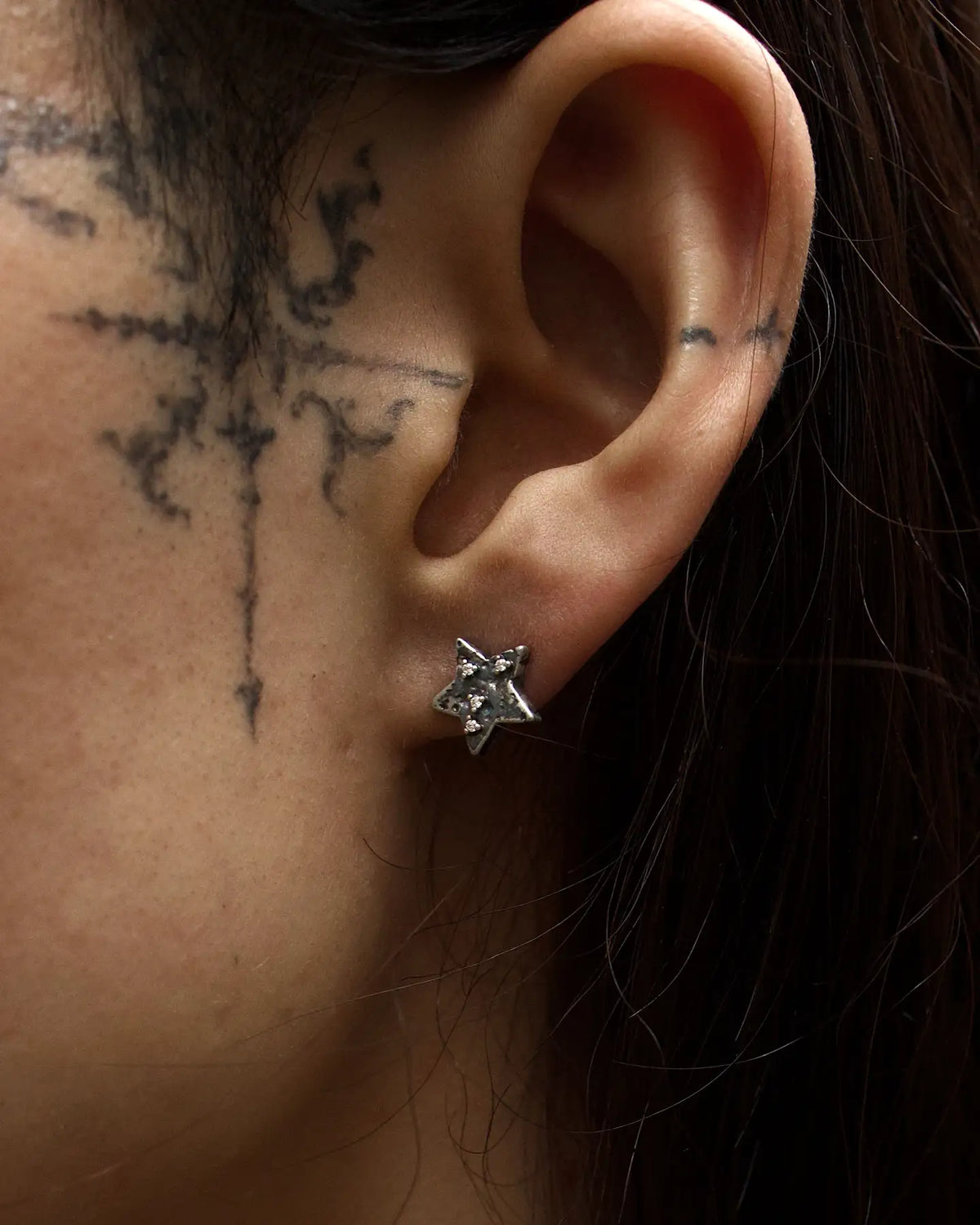 WEATHERED STAR STUD EARRINGS