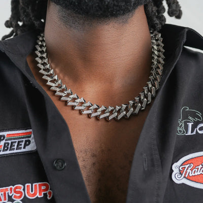 Aporro A®  Iced Out Cuban Chain - 19mm