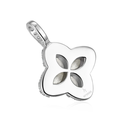 Iced Luminous Clover Pendant & Chain Set - White Diamond
