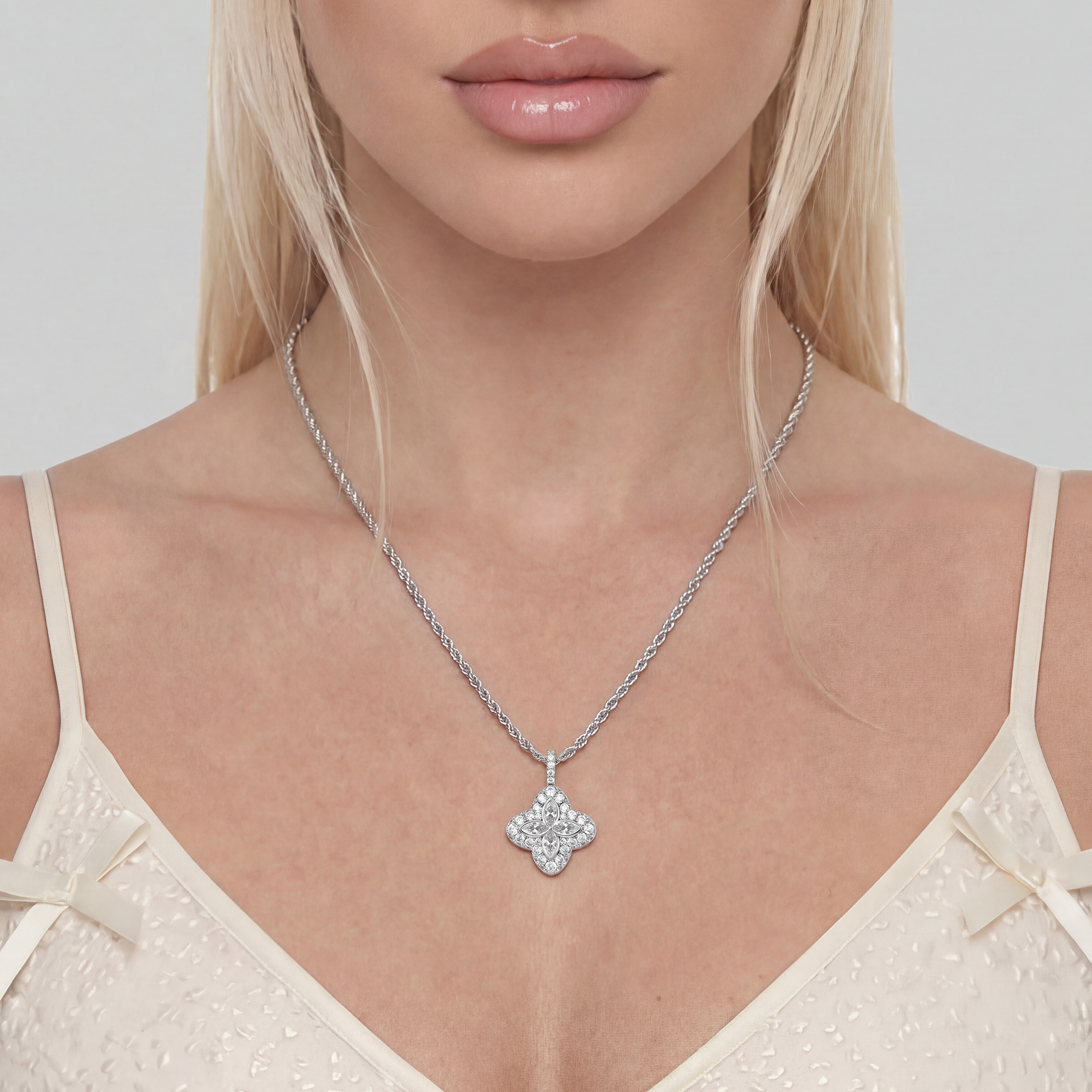 Iced Luminous Clover Pendant - White Diamond