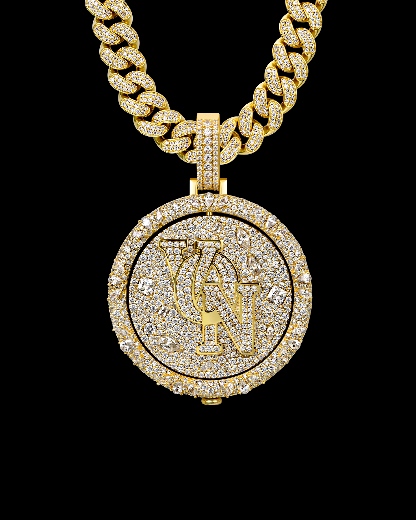 APORRO Premium Custom Legacy Spinner Medallion Pendant