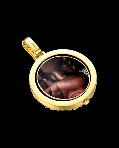 APORRO Premium Custom Legacy Spinner Medallion Pendant