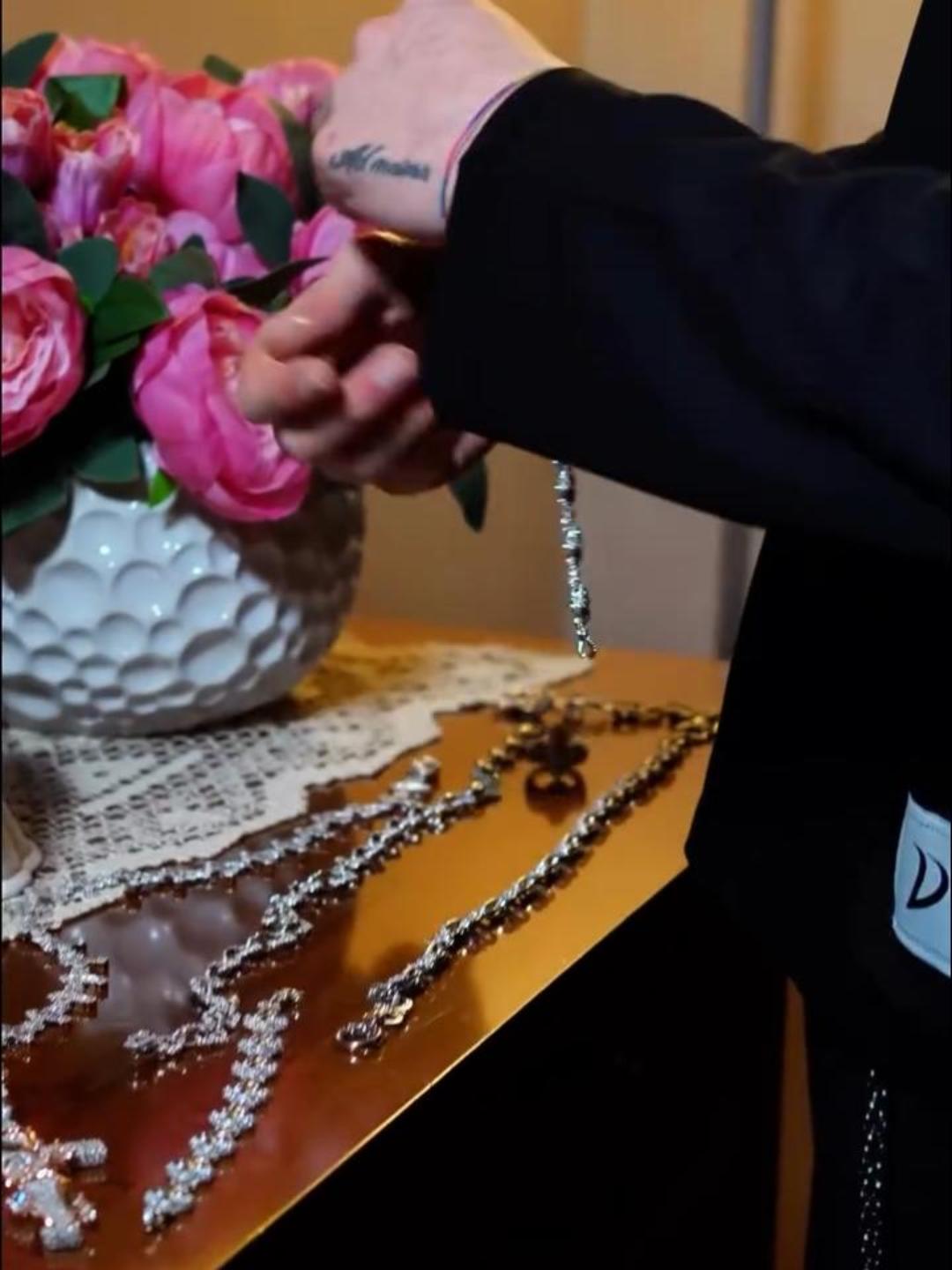 Load video: 