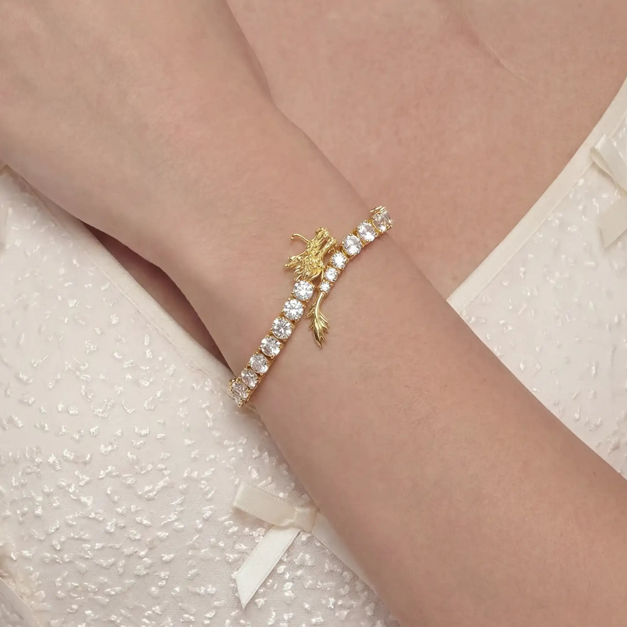 #Color_Yellow Gold