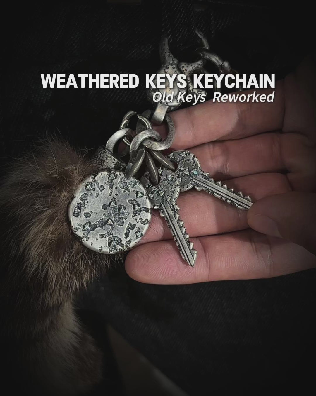 WEATHERED KEYCHAIN