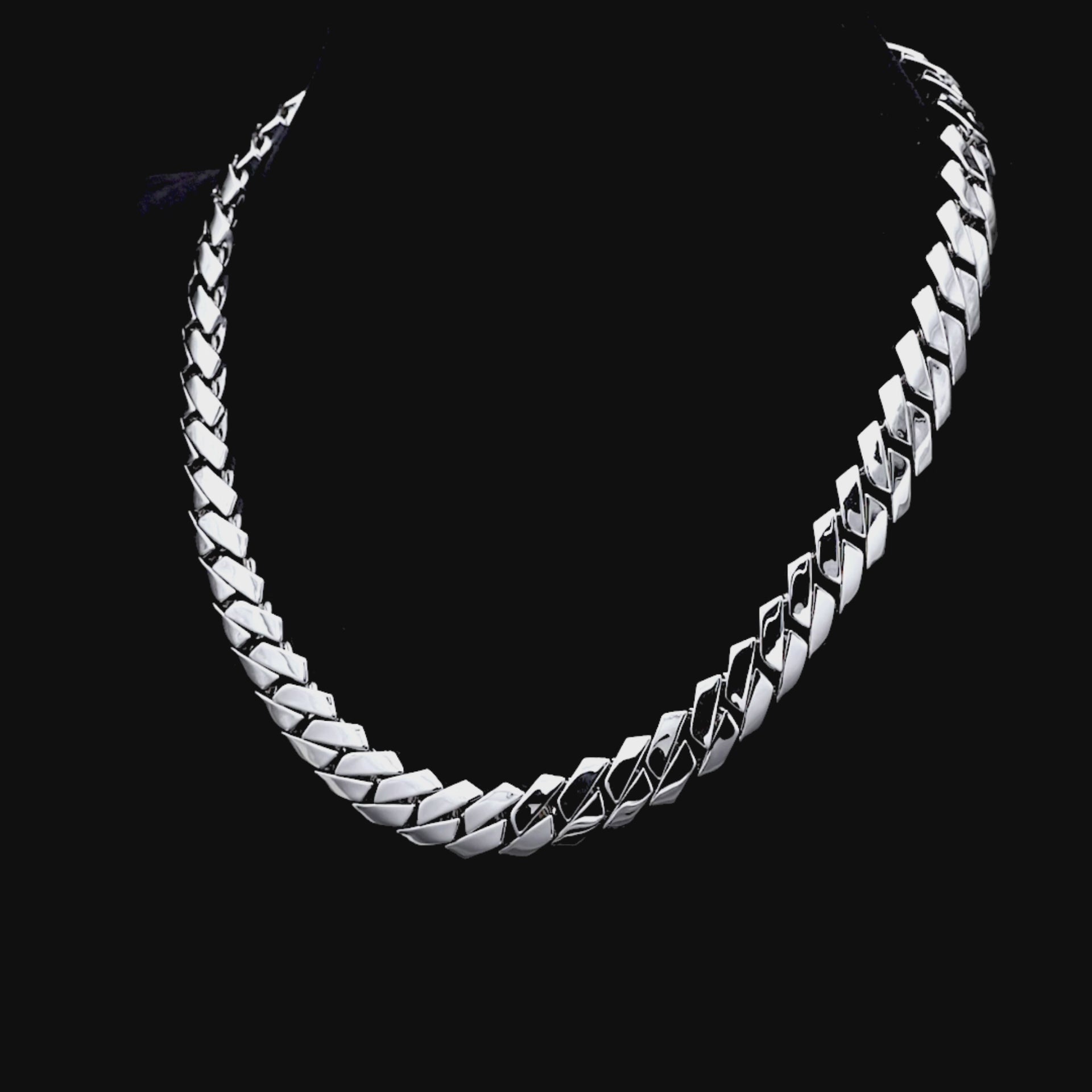 Plain Gold Prong Cuban Link Chain - 8mm
