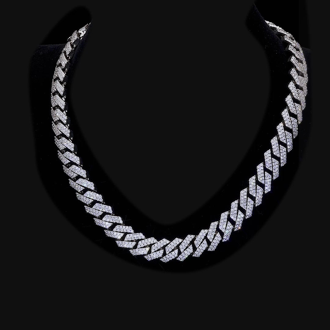 Moissanite Round Cut Prong Cuban Link Chain - 12mm
